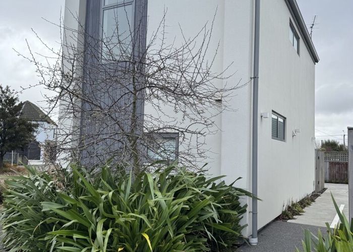  at 1/6 Barrie Street, Addington, Christchurch City, Canterbury