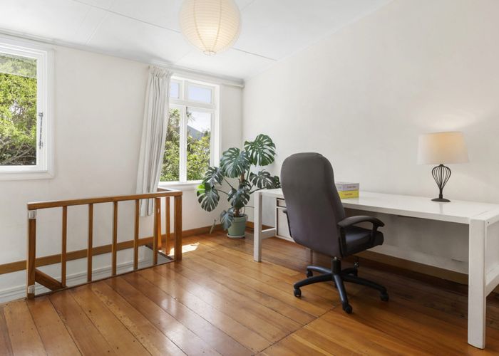  at 23 Moir Street, Mount Victoria, Wellington