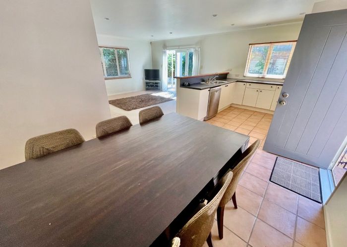  at 1/2 Evan Street, Belmont, Auckland