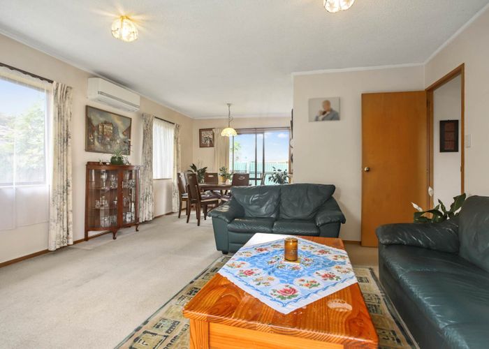  at 4/50 Gray Avenue, Mangere East, Auckland