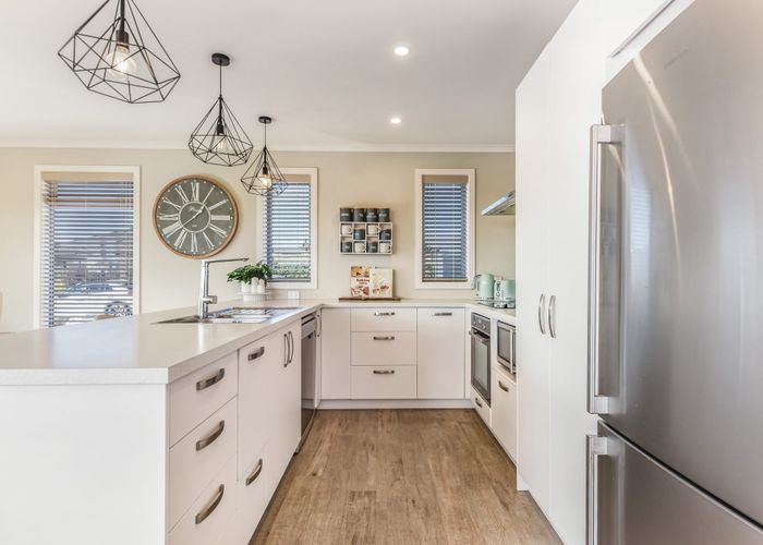 at 42 Katania Heights, Brightwater, Brightwater