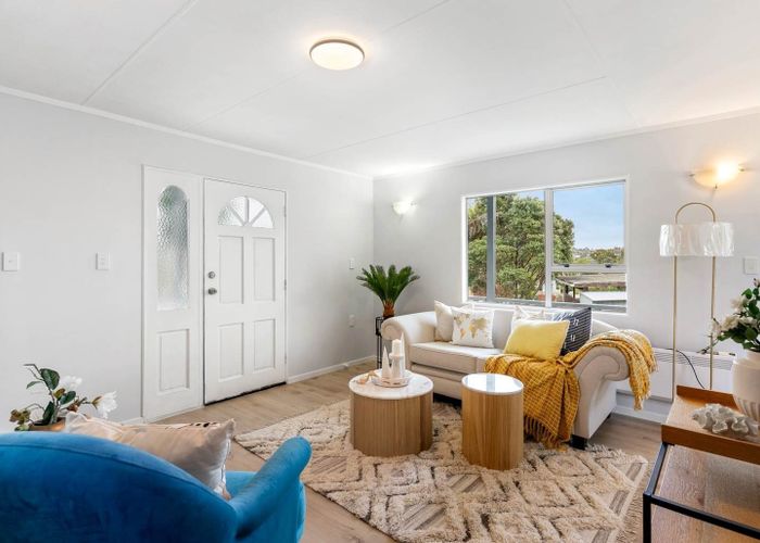  at 3 Imperial Place, Henderson, Waitakere City, Auckland