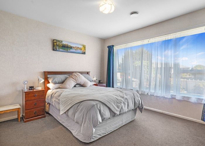  at 33 Dunstan Crescent, Hornby, Christchurch