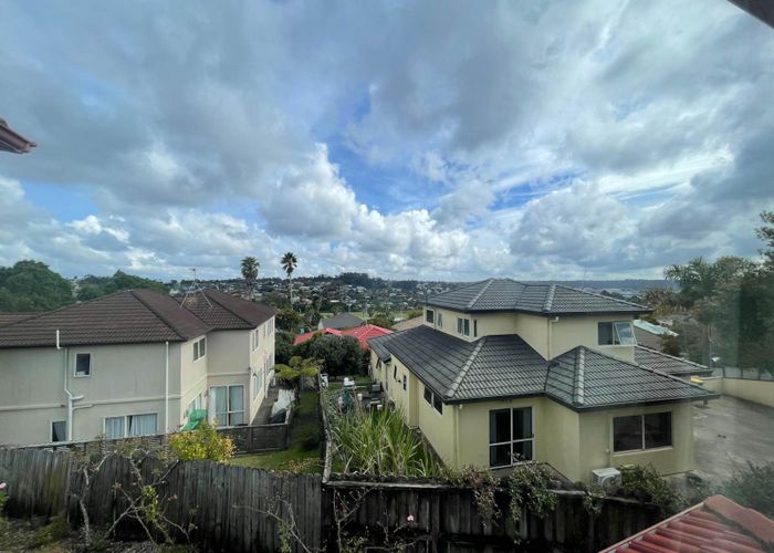 at 42 Mandeville Place, Unsworth Heights, North Shore City, Auckland