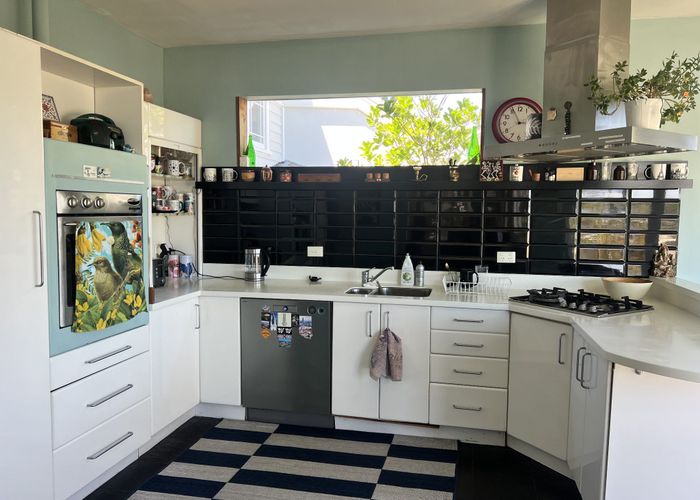  at 15 Kerr Street, Devonport, North Shore City, Auckland