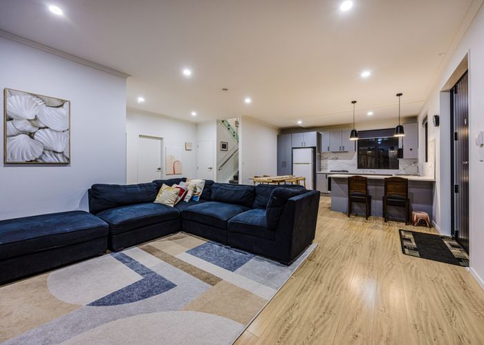  at 2 Vanni Lane, Papakura, Papakura, Auckland