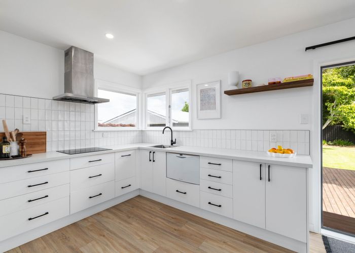  at 9 Kilburn Street, Bishopdale, Christchurch
