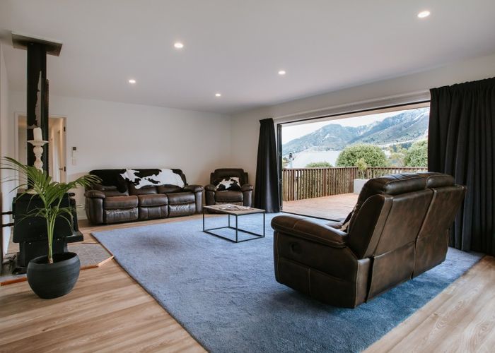  at 11 Ellie Place, Wanaka