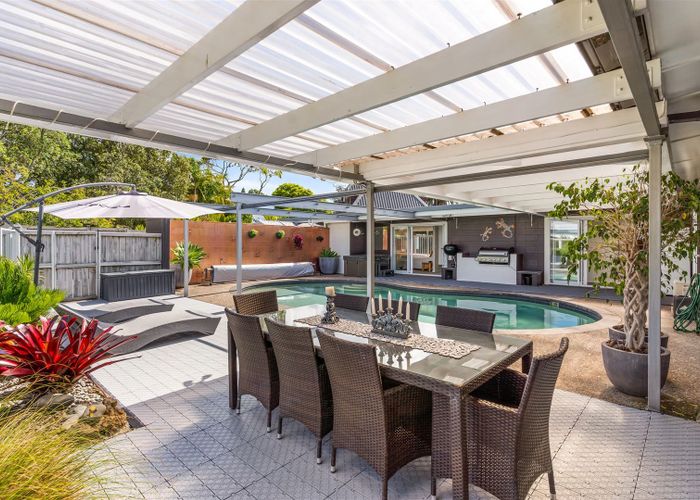  at 9 Susanne Place, Pakuranga, Auckland
