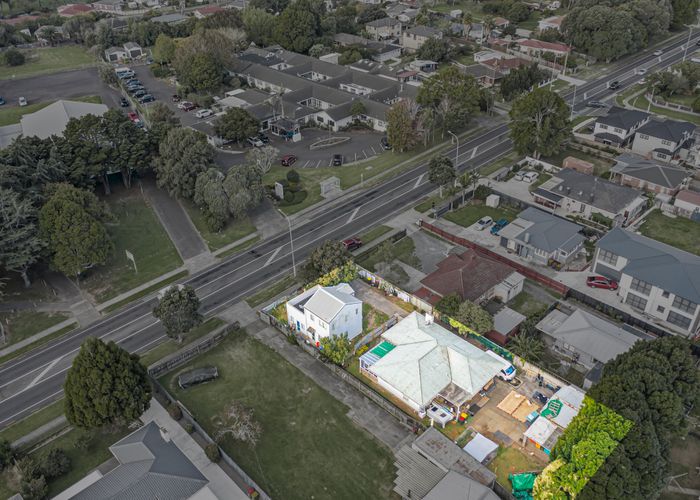  at 130 Buckland Road, Mangere East, Auckland