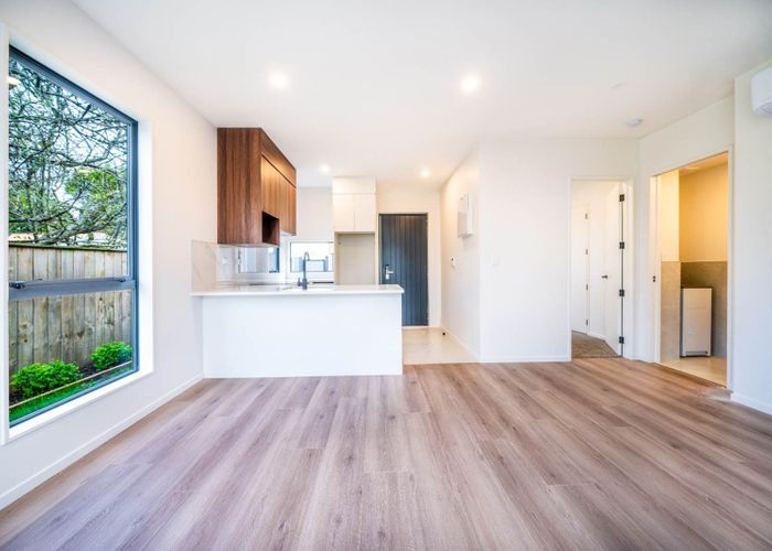  at 11/85 Cascades Road, Pakuranga Heights, Manukau City, Auckland