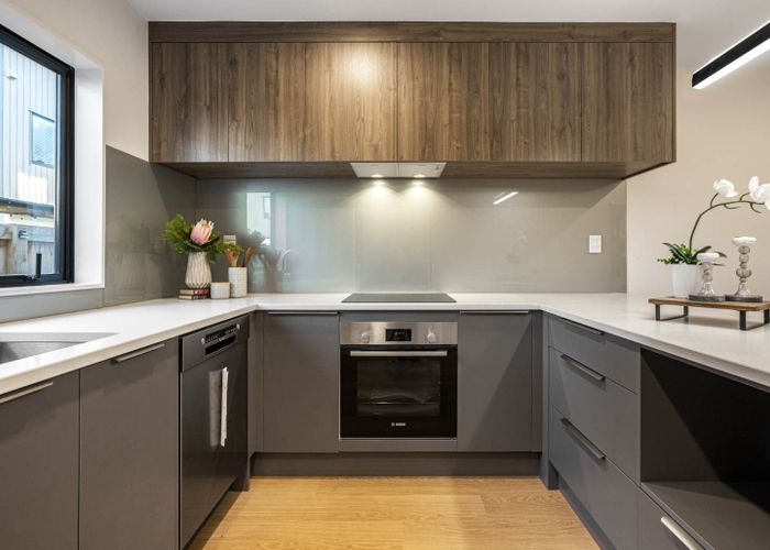  at 4/36 Edmonton Road, Henderson, Waitakere City, Auckland