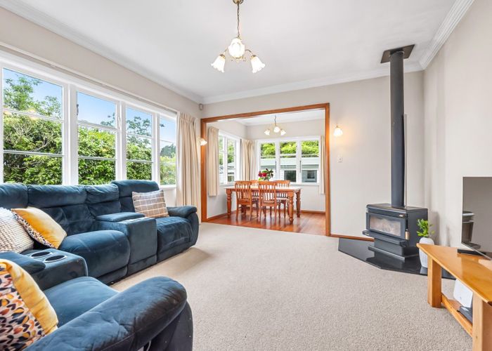  at 1 Summit Road, Fairfield, Lower Hutt