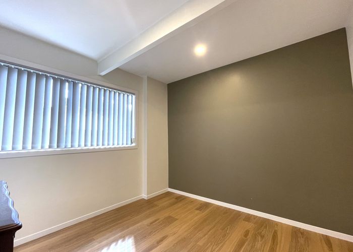  at 1/29 Camelot Place, Glenfield, North Shore City, Auckland