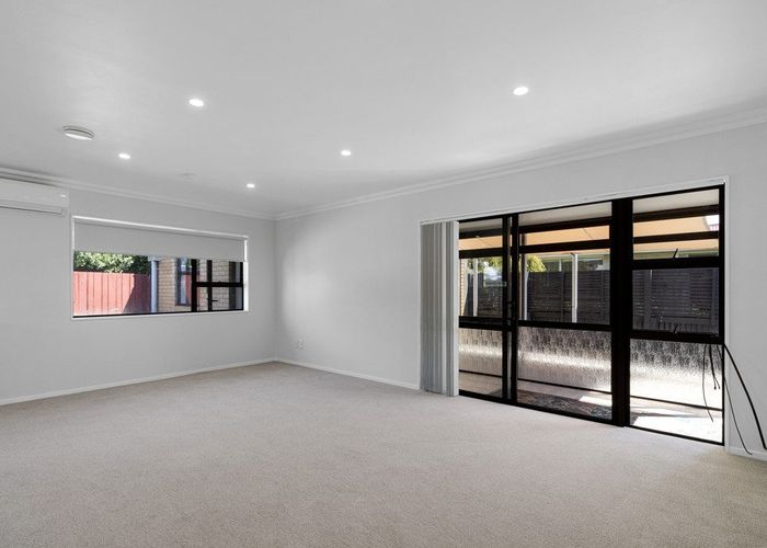  at 4/6 Holsworthy Road, Lower Vogeltown, New Plymouth