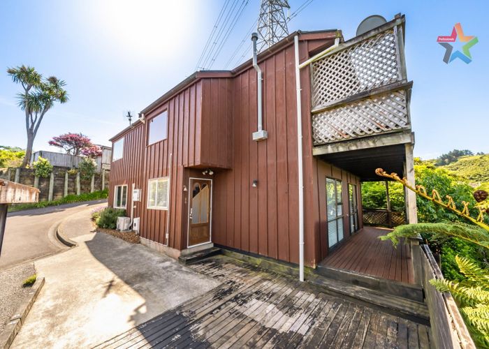  at 24 Matuhi Street, Tirohanga, Lower Hutt