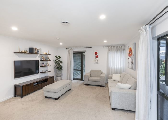  at 2/17 Cunningham Place, Halswell, Christchurch City, Canterbury