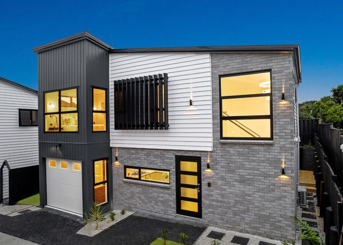  at Lot 3, 7 Sirius Place, Botany Downs, Manukau City, Auckland