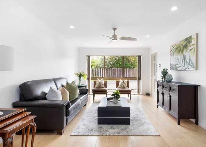  at 1/5 Colleen Norma Place, Half Moon Bay, Auckland