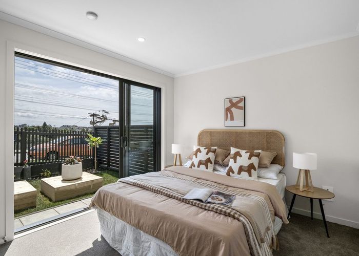 For sale 23B Pupuke Road, Hillcrest, North Shore City, Auckland