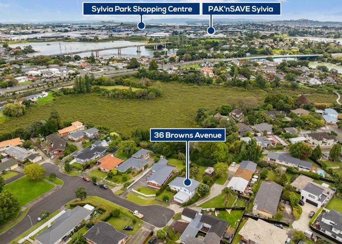  at 36 Browns Avenue, Pakuranga, Manukau City, Auckland