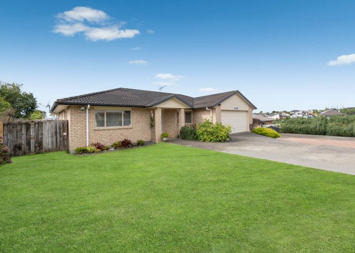  at 27 Toomer Place, Beachlands, Manukau City, Auckland