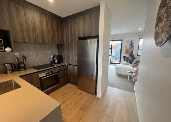  at 7 Longshore Drive, Long Bay, North Shore City, Auckland