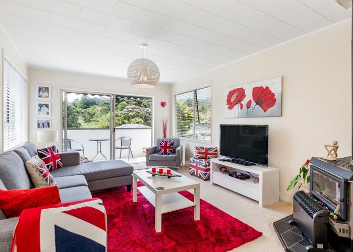  at 25 Spinella Drive, Bayview, North Shore City, Auckland