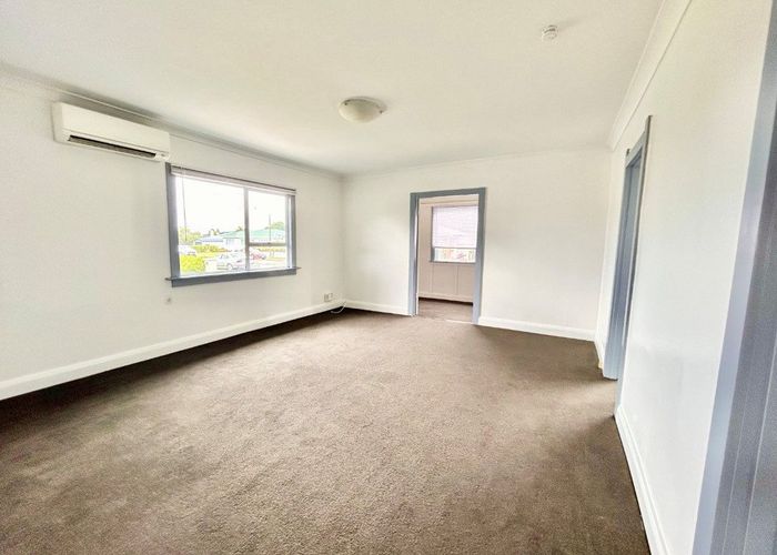  at 33 White Street, Taradale, Napier, Hawke's Bay