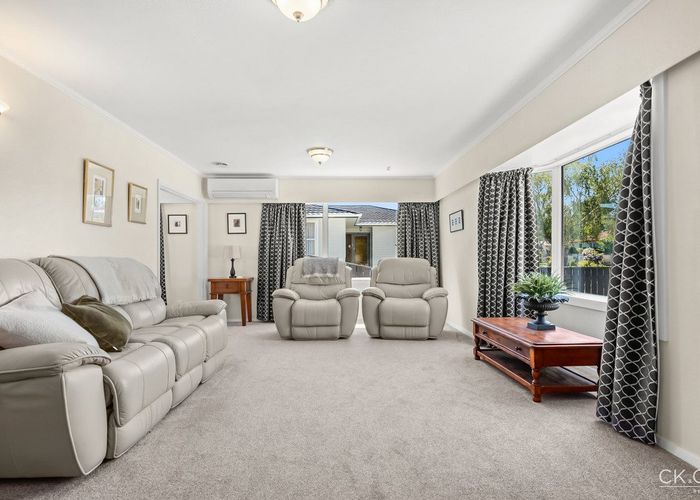  at 71 Holdsworth Avenue, Trentham, Upper Hutt, Wellington