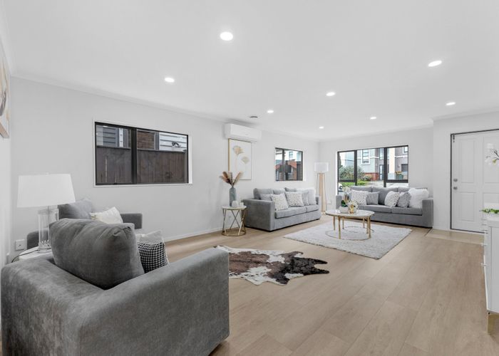  at 21 Heidi Crescent, Flat Bush, Auckland