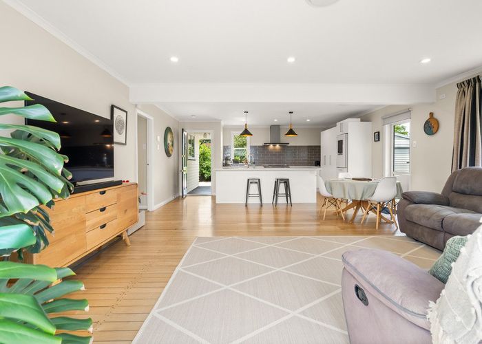  at 12 Thomas Place, Cambridge, Waipa, Waikato