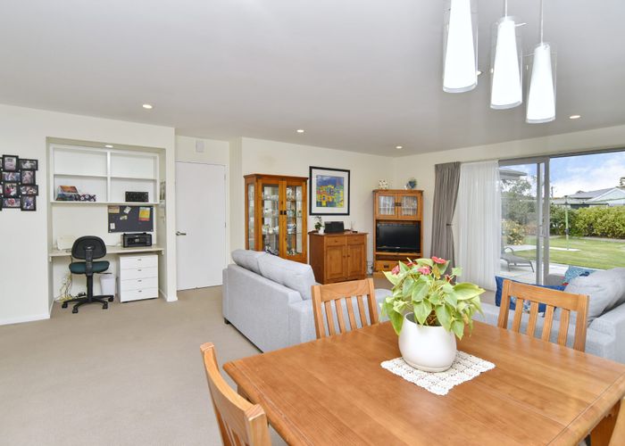  at 15 Chedworth Avenue, Bishopdale, Christchurch