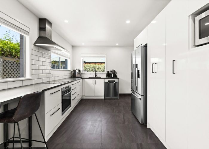 at 33 Avenue Road, Greenmeadows, Napier