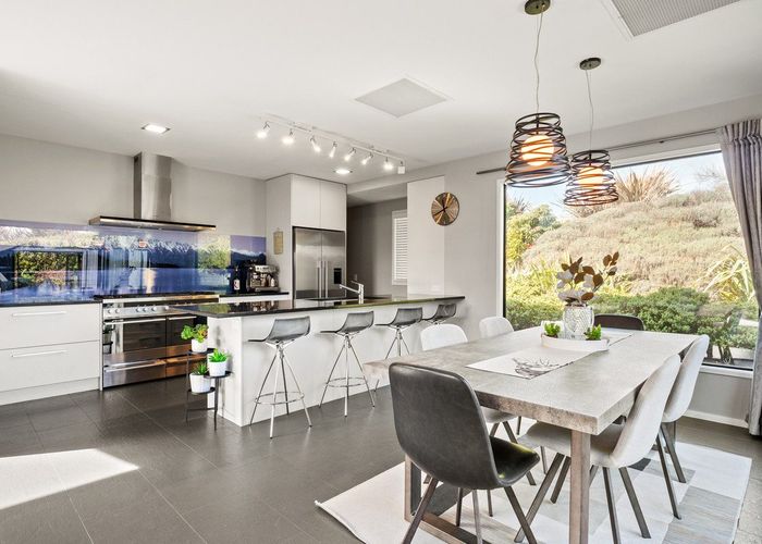  at 27 Pendeen Crescent, Jacks Point, Queenstown-Lakes, Otago