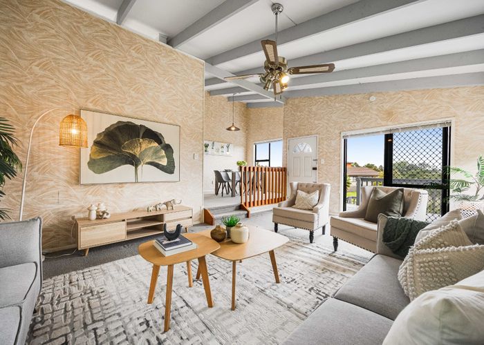  at 12 Clearview Heights, Ranui, Waitakere City, Auckland