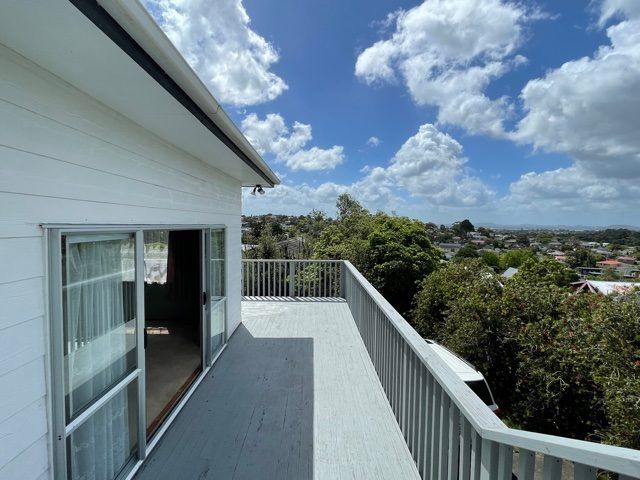  at 17 Sumich Pl, West Harbour, Waitakere City, Auckland