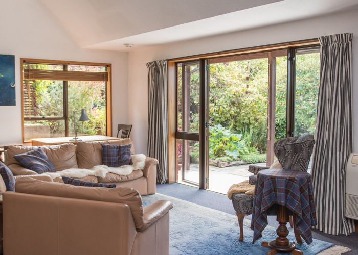 at 15B Kitchener Square, Highfield, Timaru, Canterbury