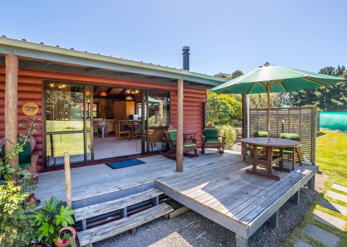  at 501 Waihakeke Road, Taumata Island