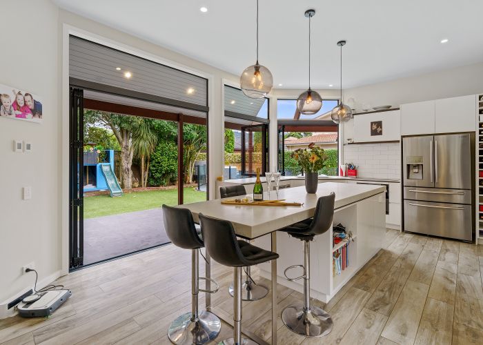  at 111 Waterloo Road, Hutt Central, Lower Hutt