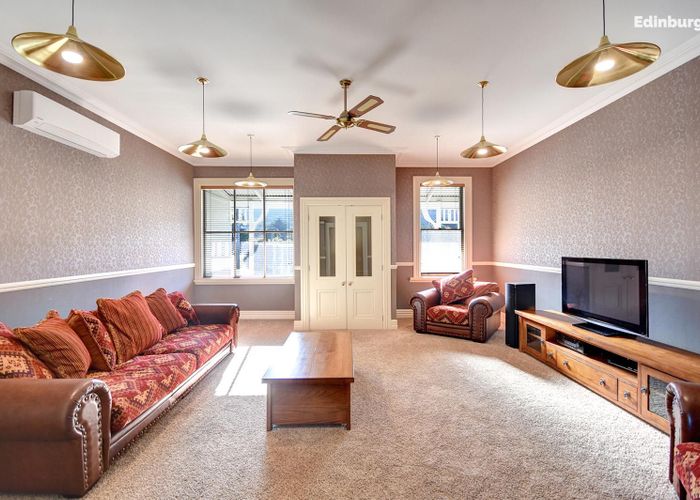  at 205 Woodside Road, Woodside, Outram