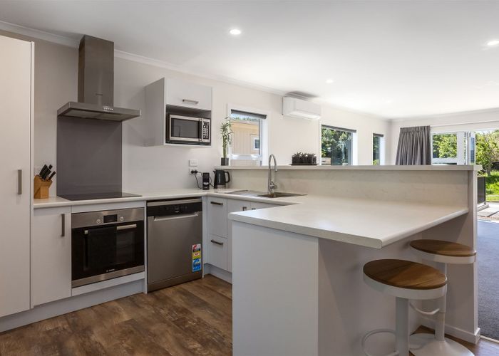  at 4/1 Murphy Place, Titahi Bay, Porirua