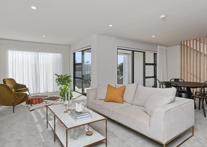  at 2/11a Baring Terrace, Strandon, New Plymouth, Taranaki