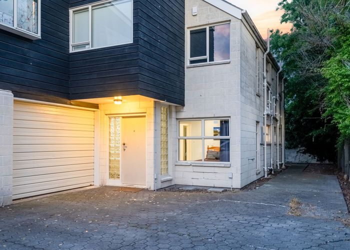  at 2/12 Churchill Street, City Centre, Christchurch City, Canterbury