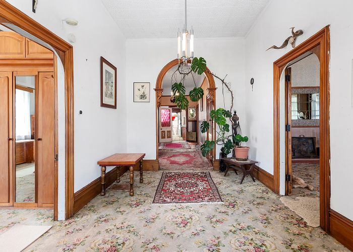  at 129 Clyde Street, Island Bay, Wellington