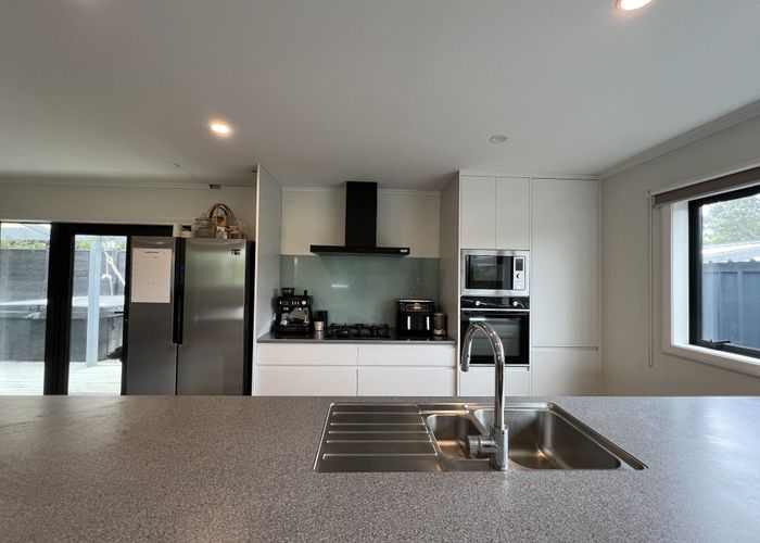 at 52 Poto Road, Normandale, Lower Hutt