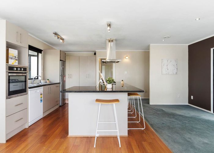  at 17 Madigan Place, Glendene, Auckland