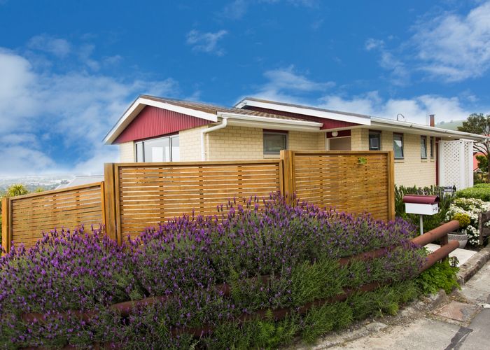  at 1/14A Millhill Lane, Huntsbury, Christchurch