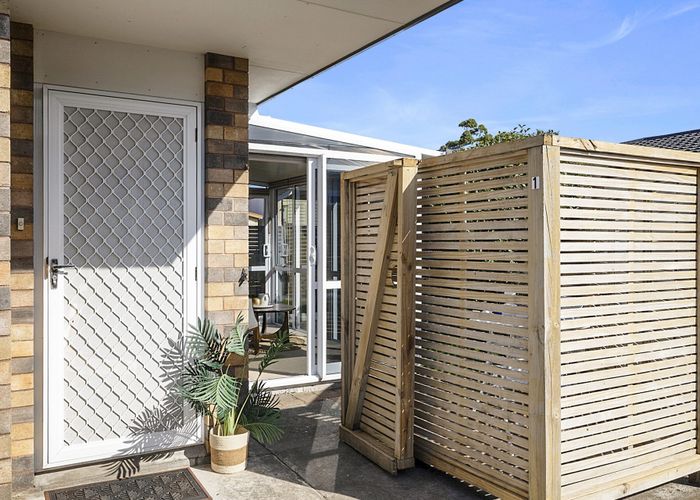  at 1/17 CLEMOW RD, Fitzroy, NEW PLYMOUTH