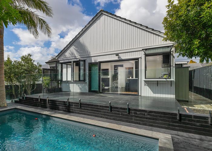  at 3 Tutuki Street, Waterview, Auckland